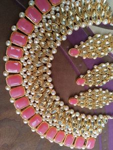 Beutiful Gorgeous Party Wear Necklace Set