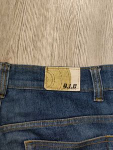 Ma5848 DJ&amp;C Jeans waist 32 inches