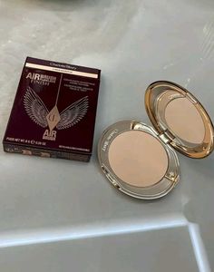 Charlotte Tilbury Airbrush Flawless Finish Powder