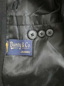 Men's Classic Black Suit Jacket and Pants
