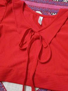 Stylish Red Front Knot Crop Top