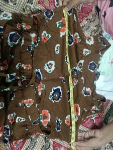 Brown Floral Print Sleeveless Dress