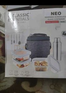 Classic Essentials neo glass lunch box set new wit