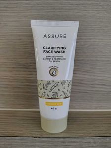 Assure Clarifying Face Wash for Oily Skin