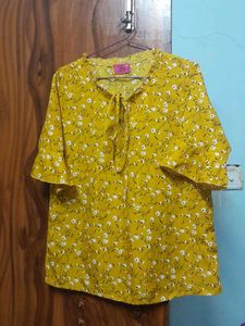 Floral Mustard Top