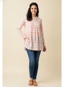 Cute peach checked top