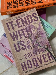 It Ends With Us by Colleen hoover