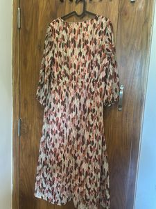Chic Leaf Print Midi Dress