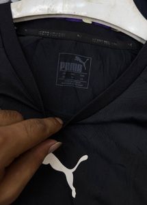 women's orginal Puma Black Logo T-Shirt