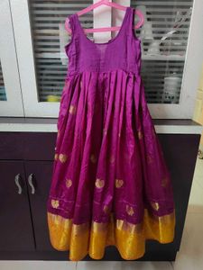 Beautiful Purple Ethnic south indian legnga