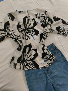 Chic Floral Print Blouse