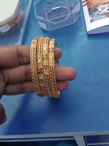 Set of 4 Gold Plated Bangles