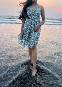 Front-tie Up Bow Dress