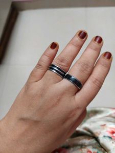 Black Ring Set Of 2