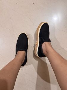 H&amp;M Black Slip-On Shoes