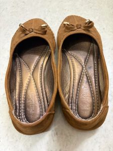 Cute Brown Ballet Flats