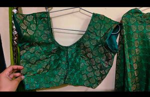 Navratri specia Green &amp; Gold Lehenga Choli Set