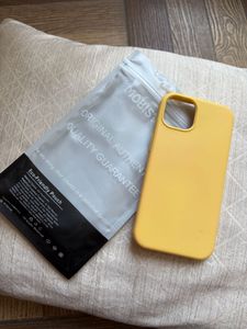 Stylish iPhone 13 Cases - Trendy Designs