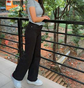 Striped Fitted T-Shirt