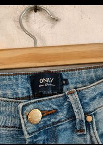 Ripped Light Wash Denim Jeans