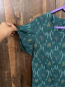 Green Printed Casual Top – Never Worn – Like New (