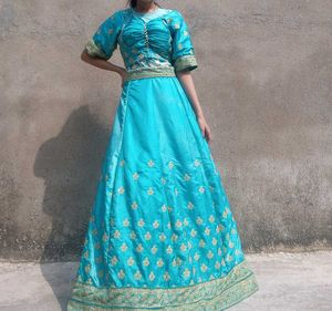 Stunning Teal Lehenga Choli Set