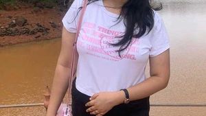 Trending and aesthetic crop top