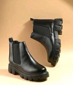 Chunky Black Chelsea Boots
