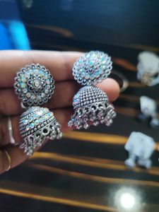 Assorted Women's Jewelry Set