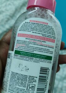 Garnier Micellar Cleansing Water