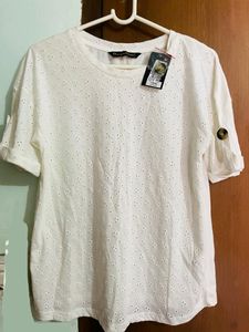 Schiffli Brand New White Tshirt, Size L