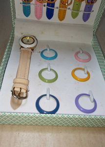🥰Cute Aesthetic Wathes Set With 6 Straps🌈