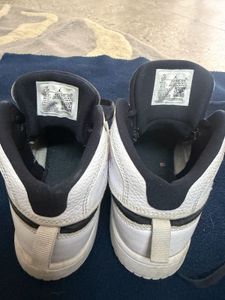 OG NIKE AIR JORDANS JUMPMAN Sneakers