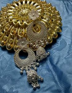 beautiful silver colour earring