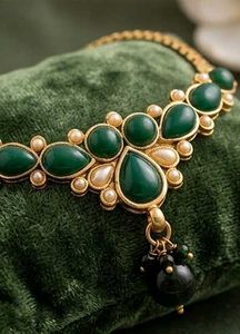 Elegant Green Stone Necklace Set