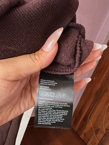 H&amp;M Cropped Zip-Up Hoodie