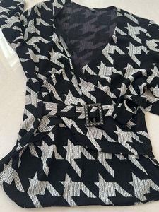 Chic Houndstooth Wrap Dress with Belt
