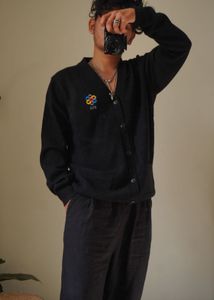 Uniqlo Vintage Knit Cardigan - Unique Design