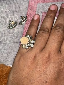 Charming Rose &amp; Pearl Ring with Matching Earrings