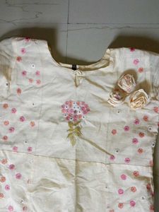 Cream &amp; Pink Floral Print Kurta