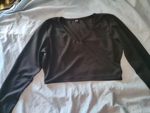Long Sleeve Crop Top