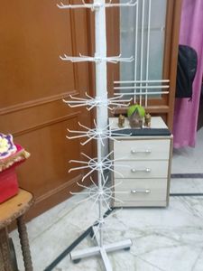 arround 5 Feet Rotating Stand(disassembld)
