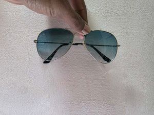 Ray-Ban Aviator Sunglasses