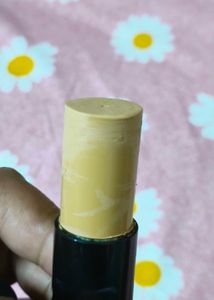 Sugar Cosmetics Foundation Stick