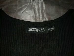 Sassafras Black sweetheart neck cut-out Top