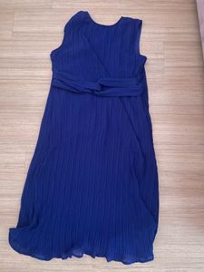 Blue Pleated Sleeveless Dress