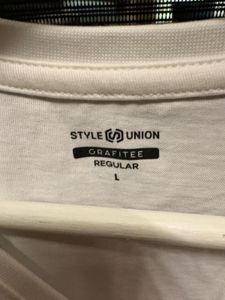 White Rose Graphic T-Shirt