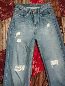 rough look jeans