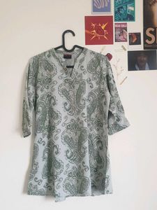 Stylish Paisley Print Kurta Top