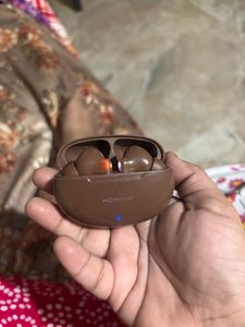 Hoppup Wireless Earbuds Brown